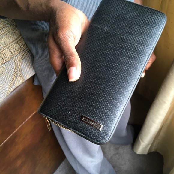 Travel Wallet - Picture 5 of 5